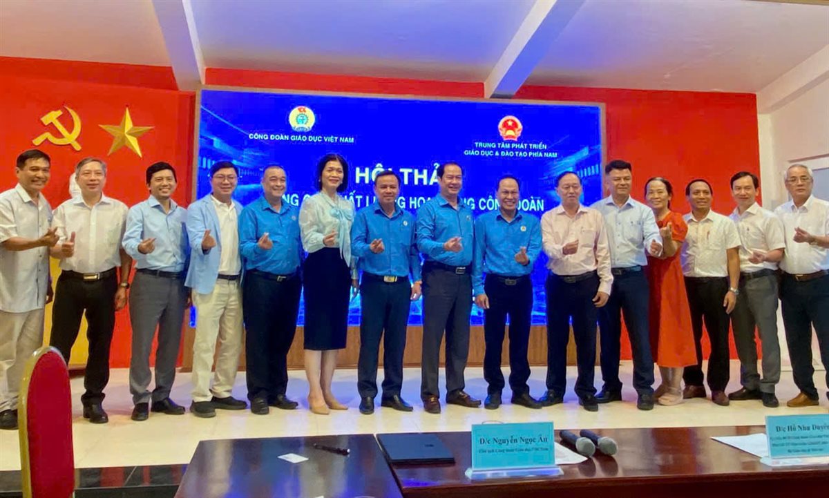 CĐCS TRƯỜNG ĐẠI HỌC VĂN LANG THAM DỰ HỘI THẢO NÂNG CAO CHẤT LƯỢNG HOẠT ĐỘNG CÔNG ĐOÀN 