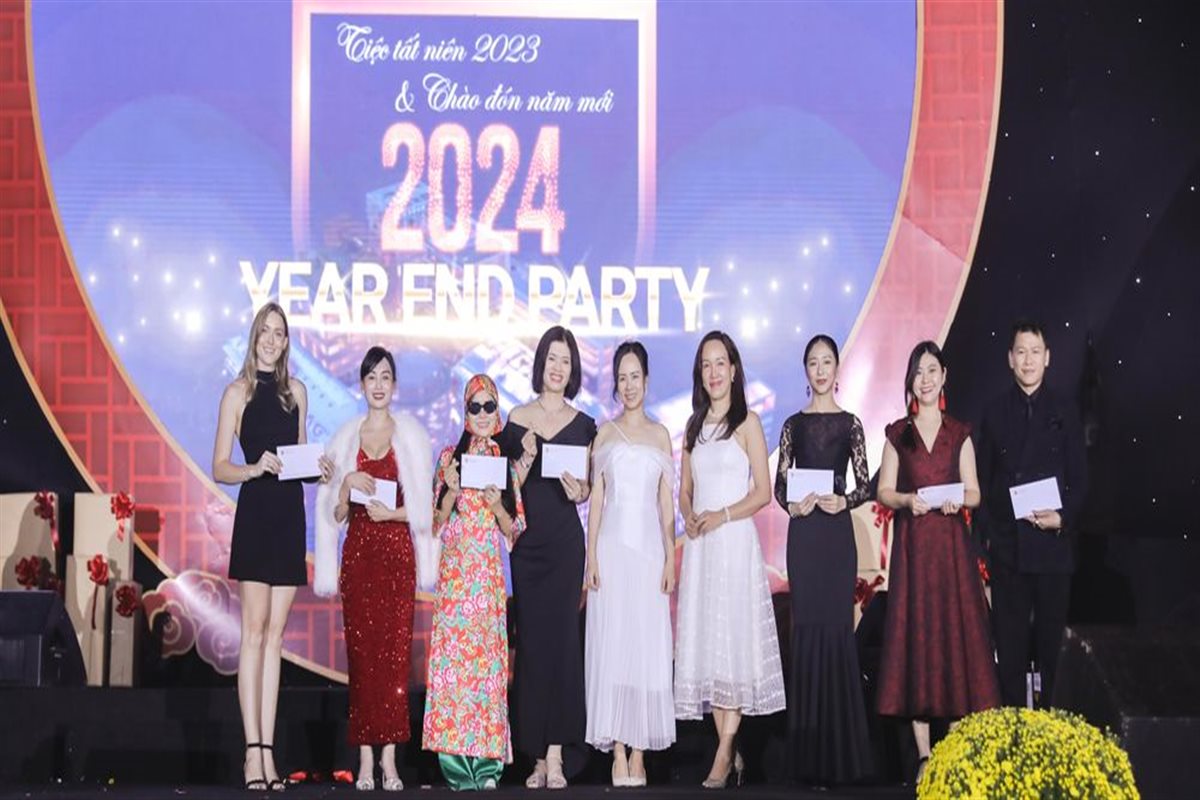 _efwx2717EF_large_vlu_tap_doan_giao_duc_huong_den_nam_moi_doan_ket_tan_tam_vung_tin_but_pha_ben_bi_h_220bbd02c6.jpeg