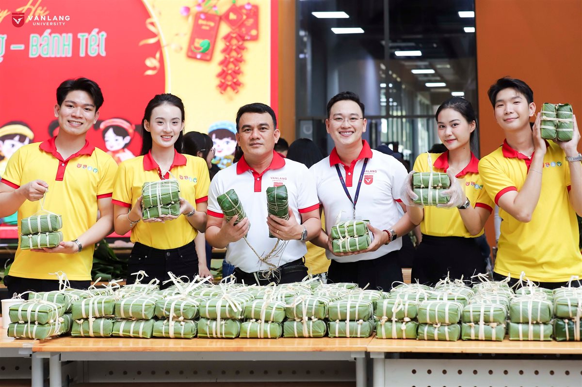  HỘI XUÂN VĂN LANG 2026: NGÀY HỘI GÓI BÁNH CHƯNG - BÁNH TÉT BÁO HIỆU NGÀY XUÂN GẦN KỀ 