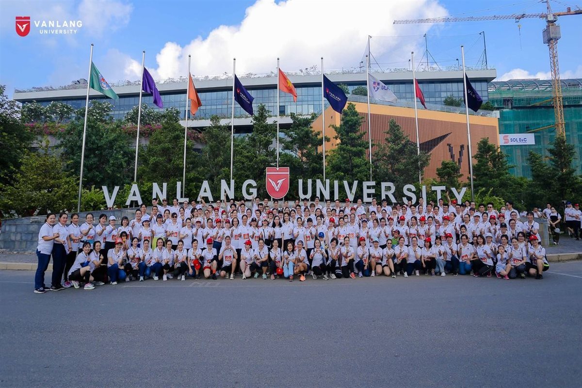 CÔNG ĐOÀN CƠ SỞ TRƯỜNG ĐẠI HỌC VĂN LANG: 29 NĂM ĐỒNG HÀNH VÀ PHÁT TRIỂN CÙNG PHONG TRÀO CÔNG ĐOÀN THÀNH PHỐ HỒ CHÍ MINH